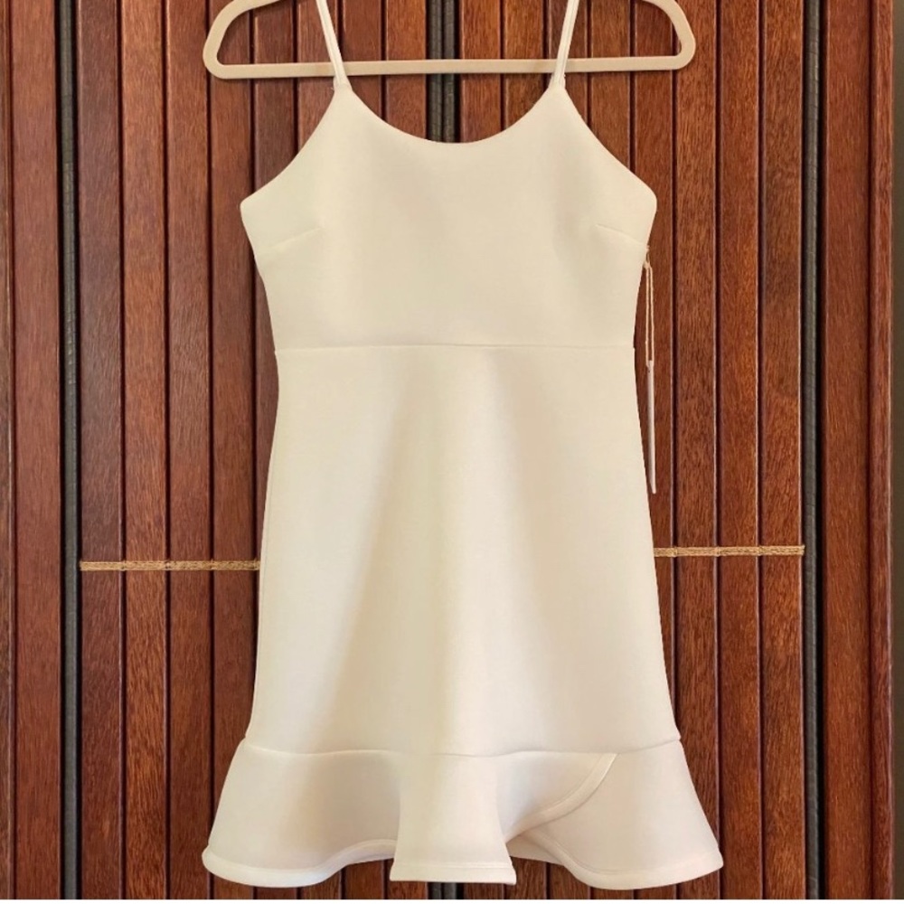 Harper wren short white dress, size medium.